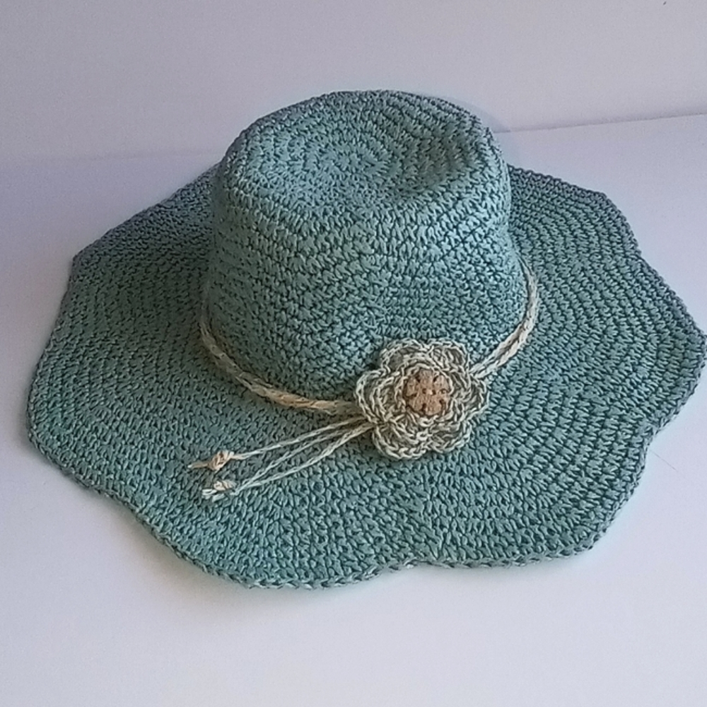Vintage Style Turquoise Straw Floppy Hat